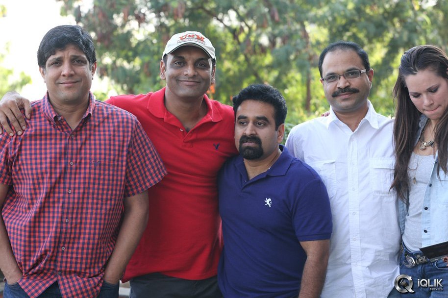 Rendu-Rellu-Naluge-Movie-Team-Interview-Photos